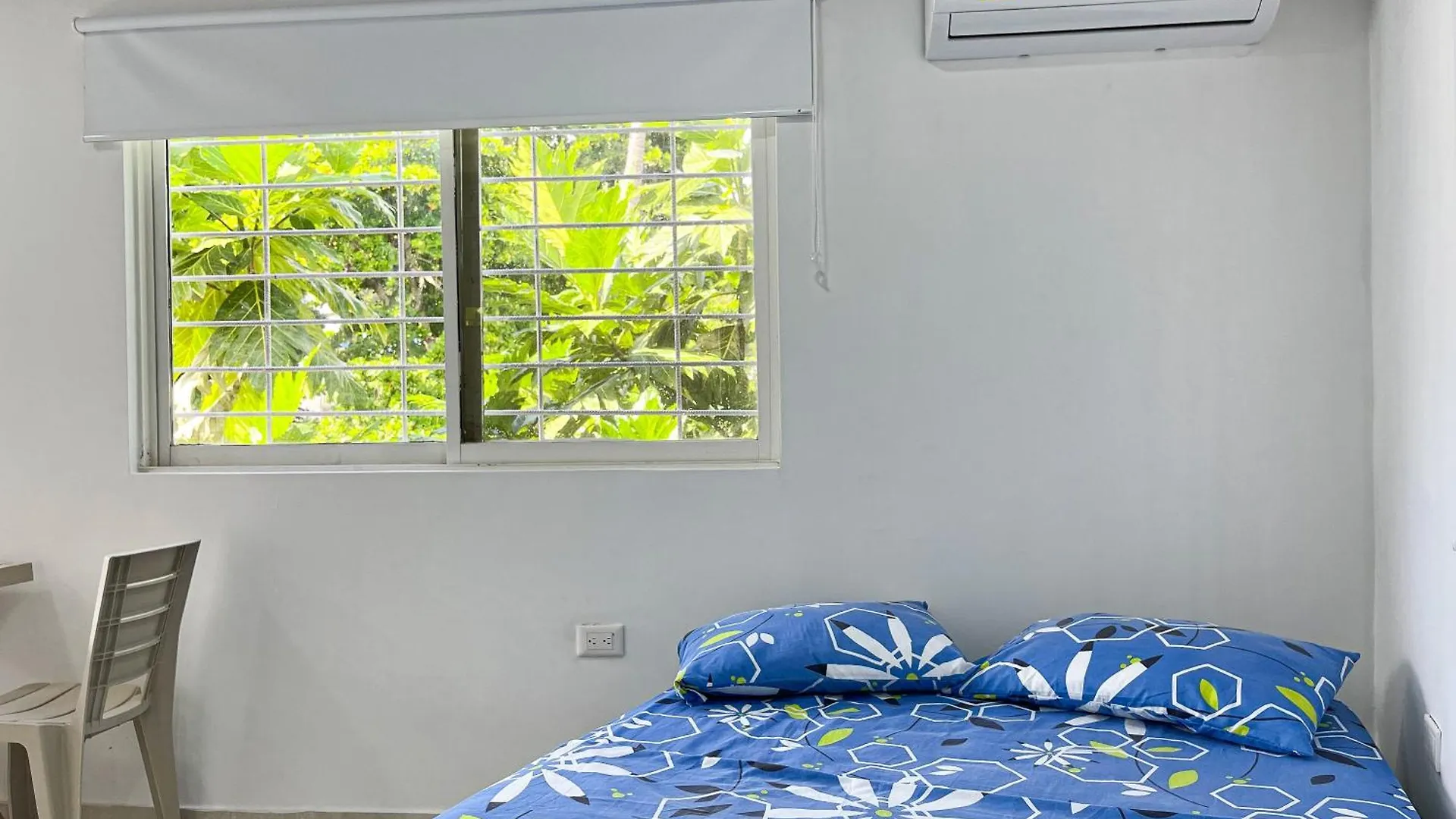 Miss Yasmin Place San Andrés Kolumbia